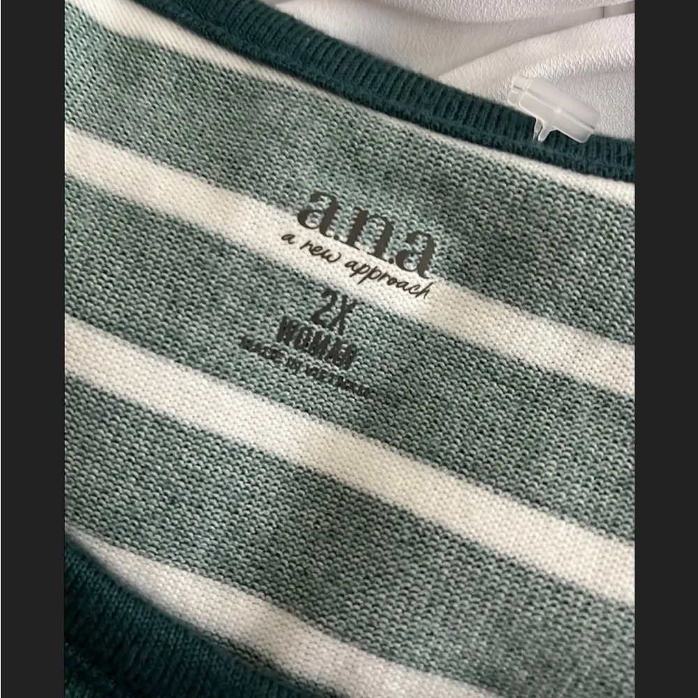 NWT $36 Ana green 2X striped sweater very soft 1166 - Picture 4 of 4